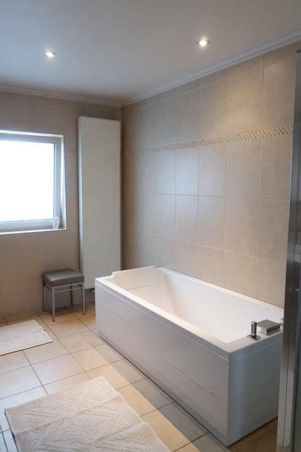 T Heirbaanhuys Borgloon Exterior foto